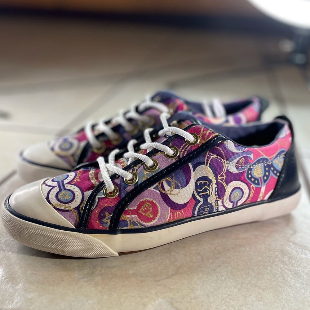 Coach BARRETT Poppy print all over rare